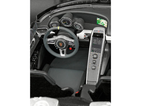 Revell Porsche 918 Spyder 1:24 plastikinis surinkimo dovanų rinkinys