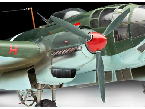 Revell Heinkel He 111 P-1 plastikinis lėktuvo modelis 1/32, 51 cm