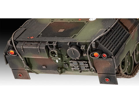 Revell Leopard 1A1A1/A1A4 1/35 tanko dovanų rinkinys su dažais ir klijais