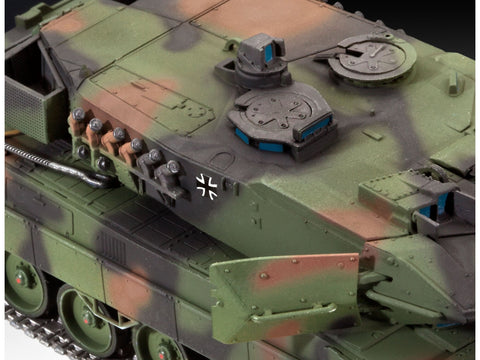 Revell Leopard 2A6/A6M tankas 1/72 – plastikinis surinkimo rinkinys