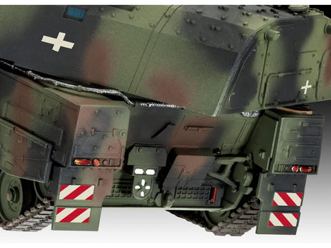 Revell Panzerhaubitze 2000 1/72 dovanų rinkinys su dažais ir klijais