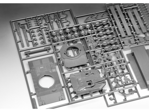 Revell Leclerc T5 tankas 1:72 dovanų rinkinys su dažais ir klijais