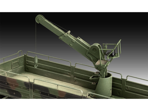 Revell MAN 10 t Milgl 8x8 karinis sunkvežimis 1:35 (03367)