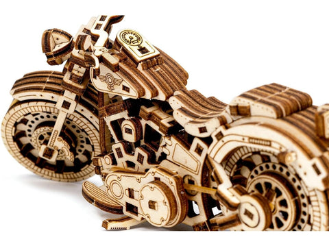 Revell medinis konstruktorius Tiny Adventures Cruiser V-Twin 1:13, 156 detalių