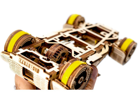 Revell medinis konstruktorius Tiny Adventures Roadster 1/32, 105 detalių