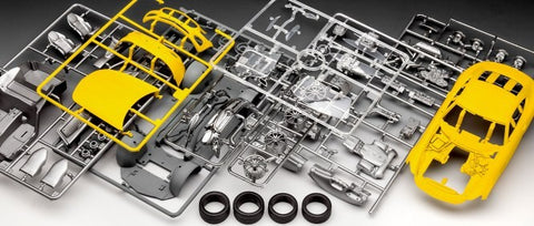 Revell Mercedes-AMG GT 1:24 surenkamas plastikinis modelis (07028)
