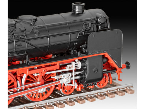 Revell BR 02 ekspresinis garvežys su tenderiu 1:87, surenkamas modelis