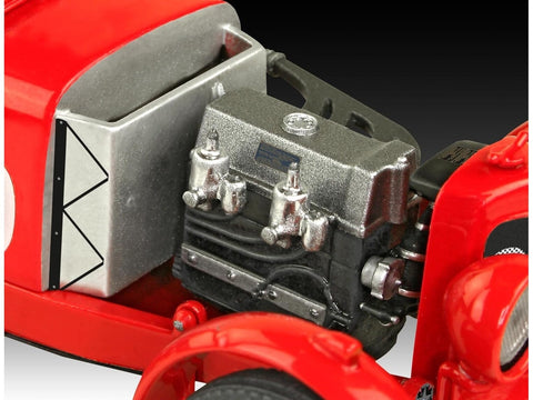 Revell Aston Martin Ulster 1/32 plastikinis automobilio modelis
