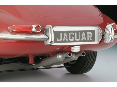 Jaguar E-Type 1/8 riboto leidimo plastikinis modelis su surinkimu