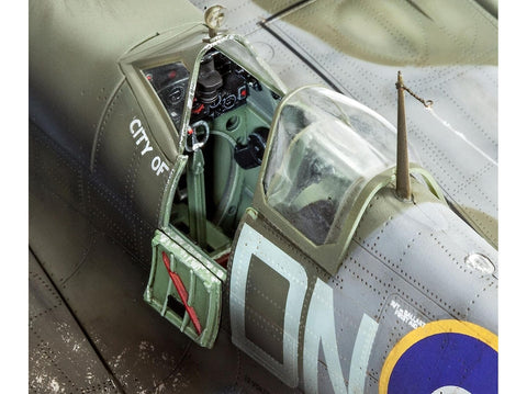 Revell Supermarine Spitfire Mk. IXc 1/32 surenkamas lėktuvo modelis