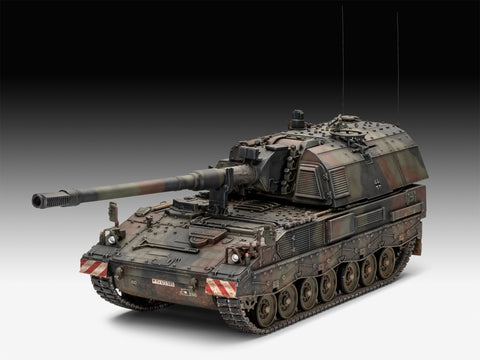 Revell Panzerhaubitze 2000 1/35 su lietuviškomis dekalėmis