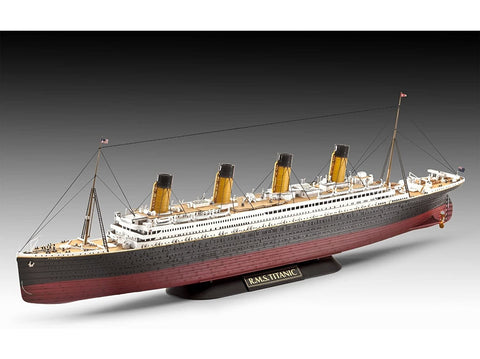 Revell RMS Titanic dovanų rinkinys 1:1200 ir 1:700 su klijais ir dažais