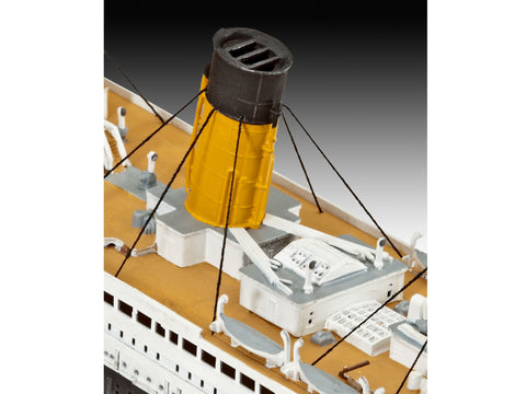 Revell RMS Titanic 1/700 plastikinis surenkamas laivo modelis 38,5 cm
