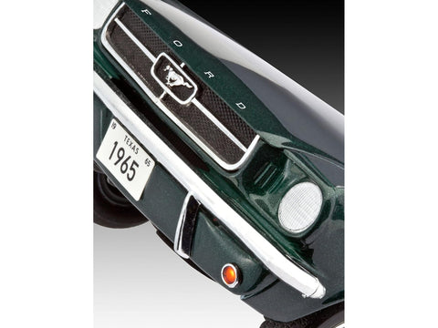Revell 1965 Ford Mustang 2+2 Fastback rinkinys 1:24 su dažais