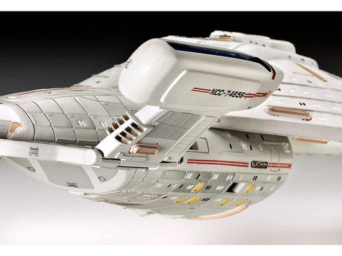Revell Star Trek U.S.S. Voyager plastikinis modelis 1/670 surinkimui