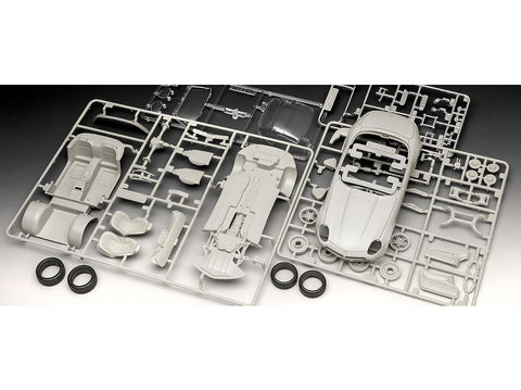 Revell James Bond BMW Z8 1:24 dovanų rinkinys – surenkamas modelis