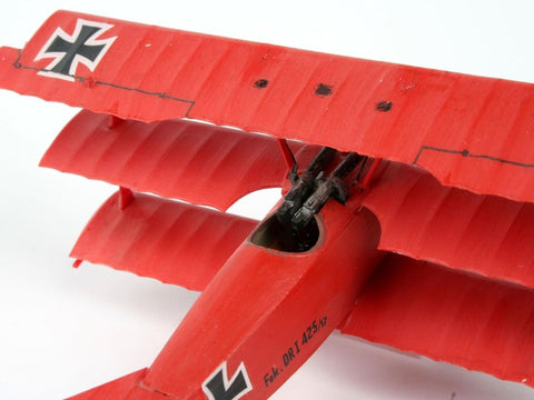 Fokker Dr.1 triplano surenkamas modelis 1/72 – dovanų rinkinys
