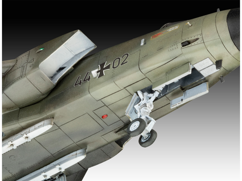 Revell Panavia Tornado 50-mečio Twin Pack, plastikinis modelis 1:72