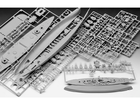 Revell Bismarck mūšinio laivo dovanų rinkinys 1:700 & 1:1200 su dažais