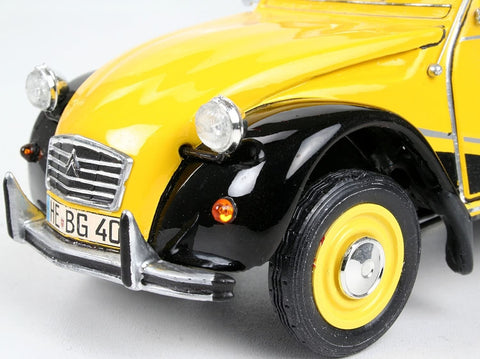 Revell Citroen 2CV Charleston 1:24 plastikinis surinkimo modelis 07095
