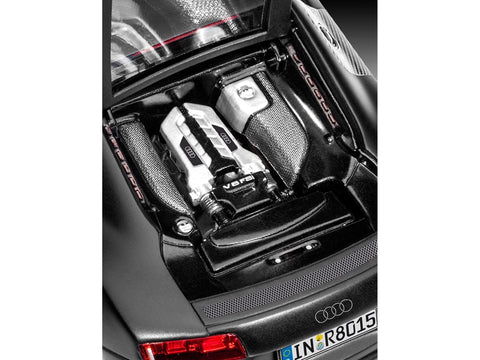Revell Audi R8 1:24 dovanų rinkinys – plastikinis modelis su dažais ir klijais
