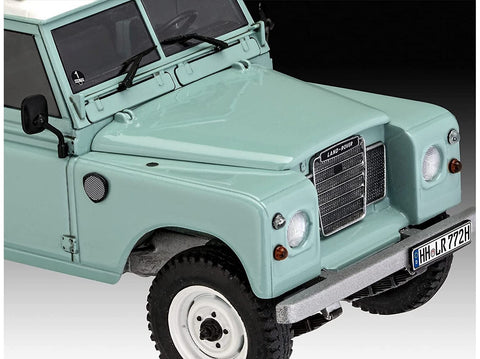 Revell Land Rover Series III 1:24 dovanų rinkinys su dažais ir klijais (67047)