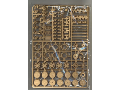 Rye Field Model 1/35 King Tiger Sd.Kfz.182 Ardenai 1944, patobulinta (RFM-5138)