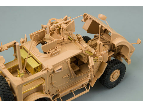 Rye Field Oshkosh M-ATV MRAP 1/48 plastikinis surenkamas modelis