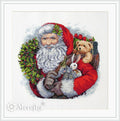 Siuvinėjimo rinkinys Santa su vainiku ir žaislais, raudonas kostiumas, detalus kryželių dizainas