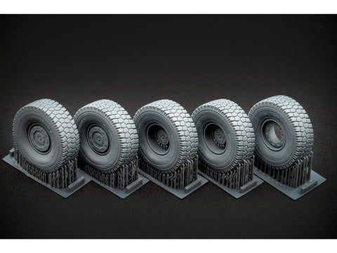 Kozak-2 nusėdusių ratų rinkinys ICM, 1/35, 3D spausdinti ratai
