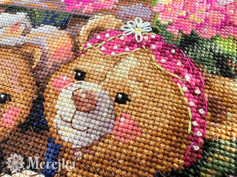 Kryželiu siuvinėjimo rinkinys „Sodo bičiuliai“, 21×24,5 cm