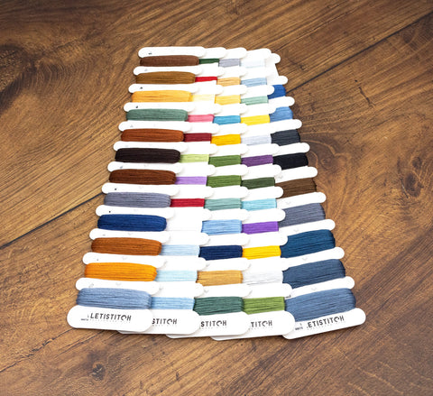 Helovino siuvinėjimo kryželiu rinkinys „Haunted Happenings“, 38×31 cm