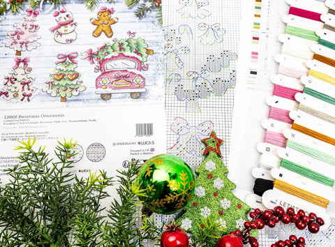 Kalėdinis siuvinėjimo rinkinys „Sweetmas“ žaisliukai, 9 cm, 6 vnt.