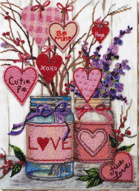 Rinkinys siuvinėjimui karoliukais „Apie meilę“ 25x34 cm AAB-729
