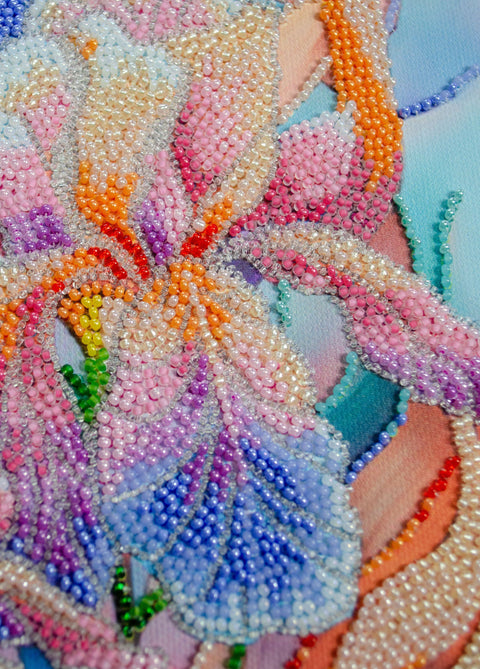 Siuvinėjimo karoliukais rinkinys „Gėlių įkvėpimas“ 24x31,5 cm