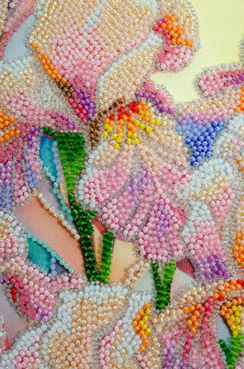 Siuvinėjimo karoliukais rinkinys „Gėlių įkvėpimas“ 24x31,5 cm