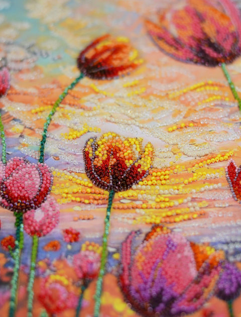 Puošnus karoliukų siuvinėjimo rinkinys „Pavasario ritmas“ 24x42 cm