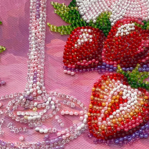 Siuvinėjimo karoliukais rinkinys „Vaisių euforija“ 16×24 cm