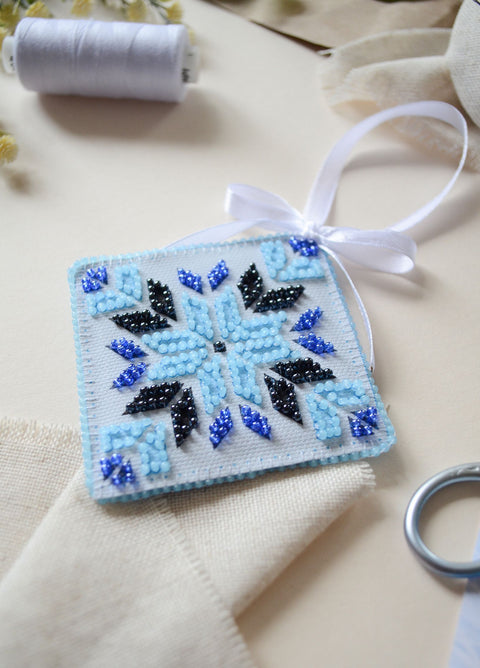 Žiemos nuotaikos dekoracija 13.2x6.6 cm AABT-046