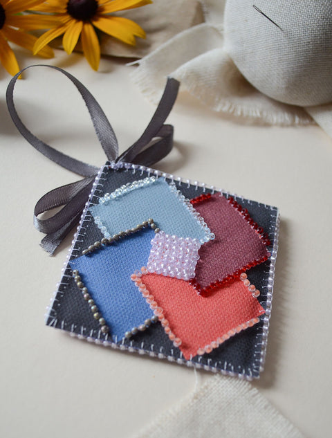 Dekoracija „Šiltas spindulys“ 13,2×6,6 cm AABT-049