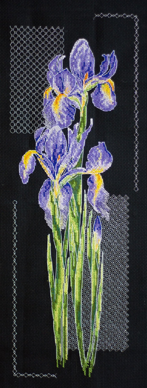 Rinkinys siuvinėjimui kryželiu „Japoniškos vilkdalgės“ 16x43 cm