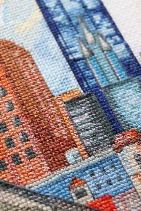 Siuvinėjimo kryželiu rinkinys „Didmiesčio peizažas“ 50x25 cm AAH-219