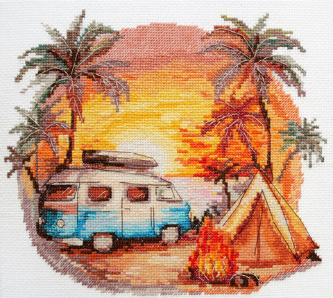 Siuvinėjimo kryželiu rinkinys „Paplūdimio nuotykiai“ 22x20 cm AAH-241