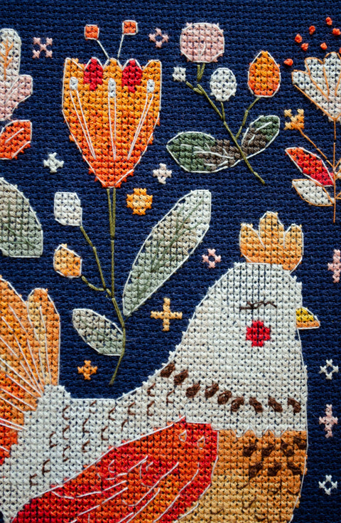 Siuvinėjimo kryželiu rinkinys „Geriausios vištų draugės“ 23x23 cm