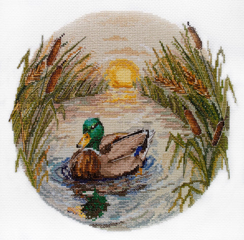 Siuvinėjimo kryželiu rinkinys „Vakaro maudynės“ 25x23 cm AAH-259