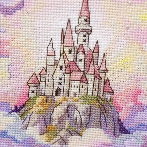 Kryželiu siuvinėjimo rinkinys „Karalystė danguje“ 18x18 cm AAH-323