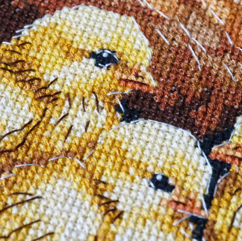 Siuvinėjimo kryželiu rinkinys „Višta kieme“ 23x30 cm, gyvūnai
