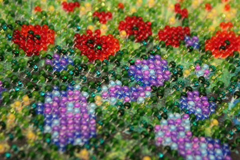 Mini siuvinėjimo karoliukais rinkinys „Lauko pieva“, 15x15 cm