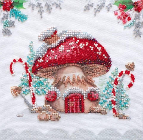 Mini karoliukų siuvinėjimo rinkinys „Žiemos magija“ 15x15 cm