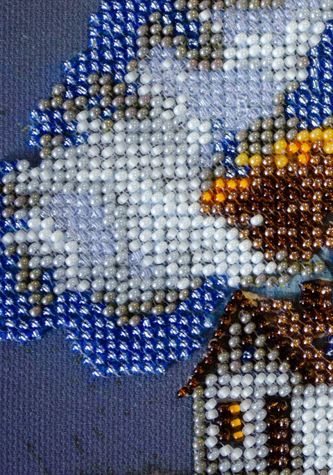 Mini karoliukų siuvinėjimo rinkinys „Namelis po debesimis“ AAM-263